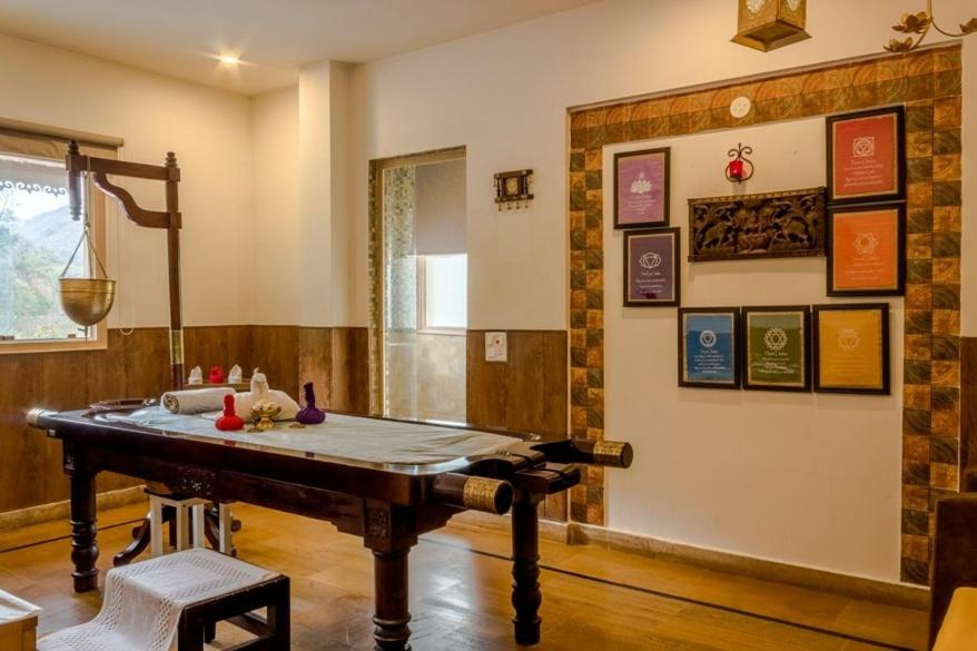 Veda5 Ayurveda & Yoga Retreat सहारा